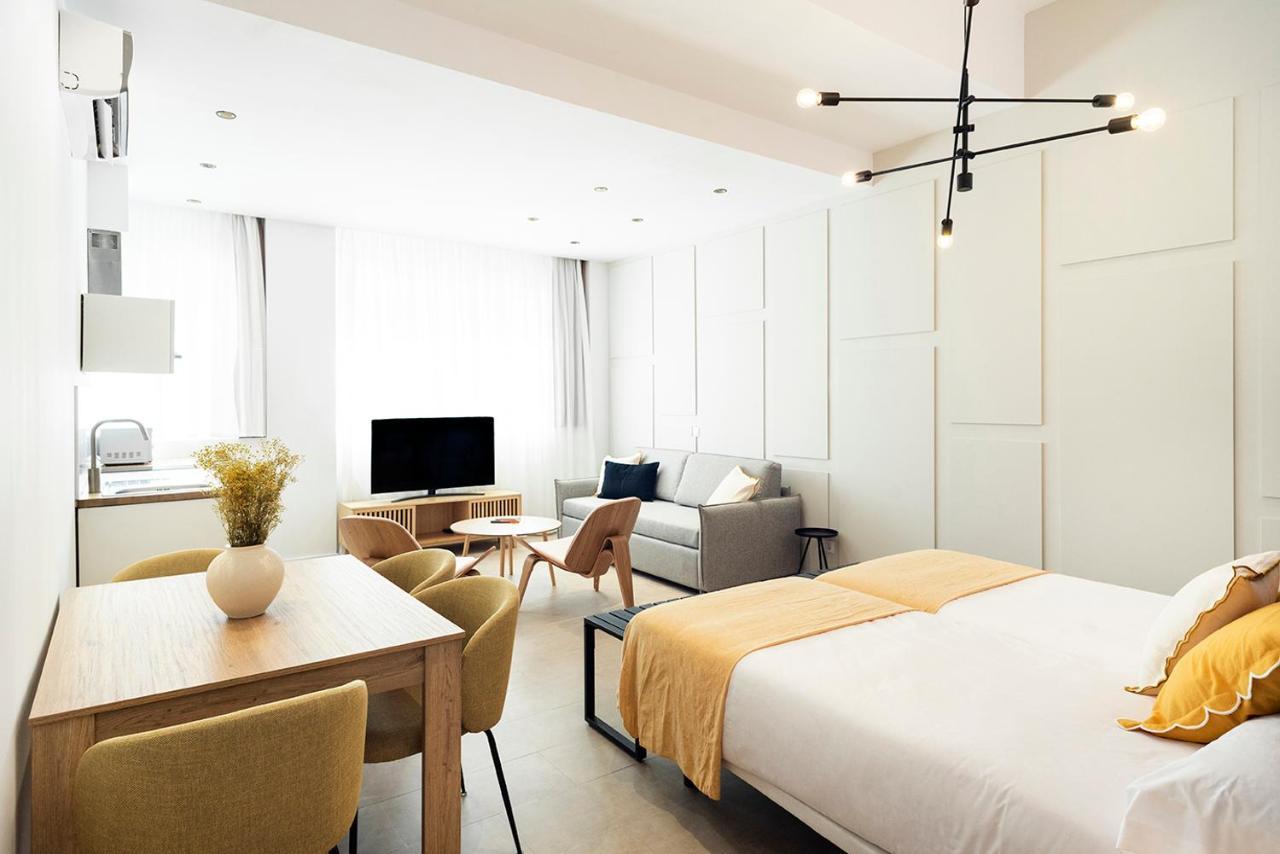 Apartahotel Blanq Marina *