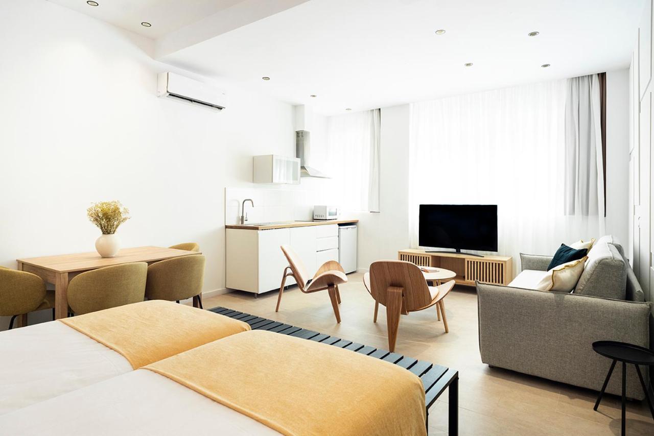 Apartahotel Blanq Marina *