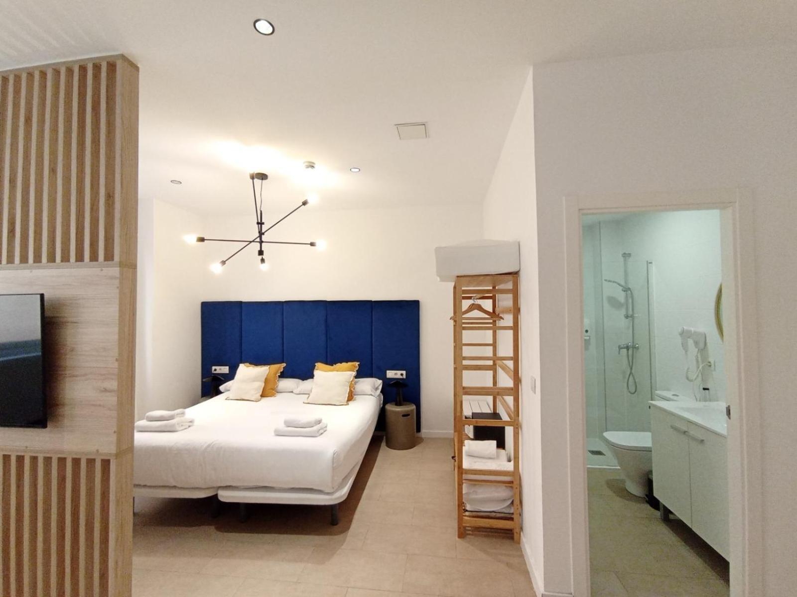 Apartahotel Blanq Marina *