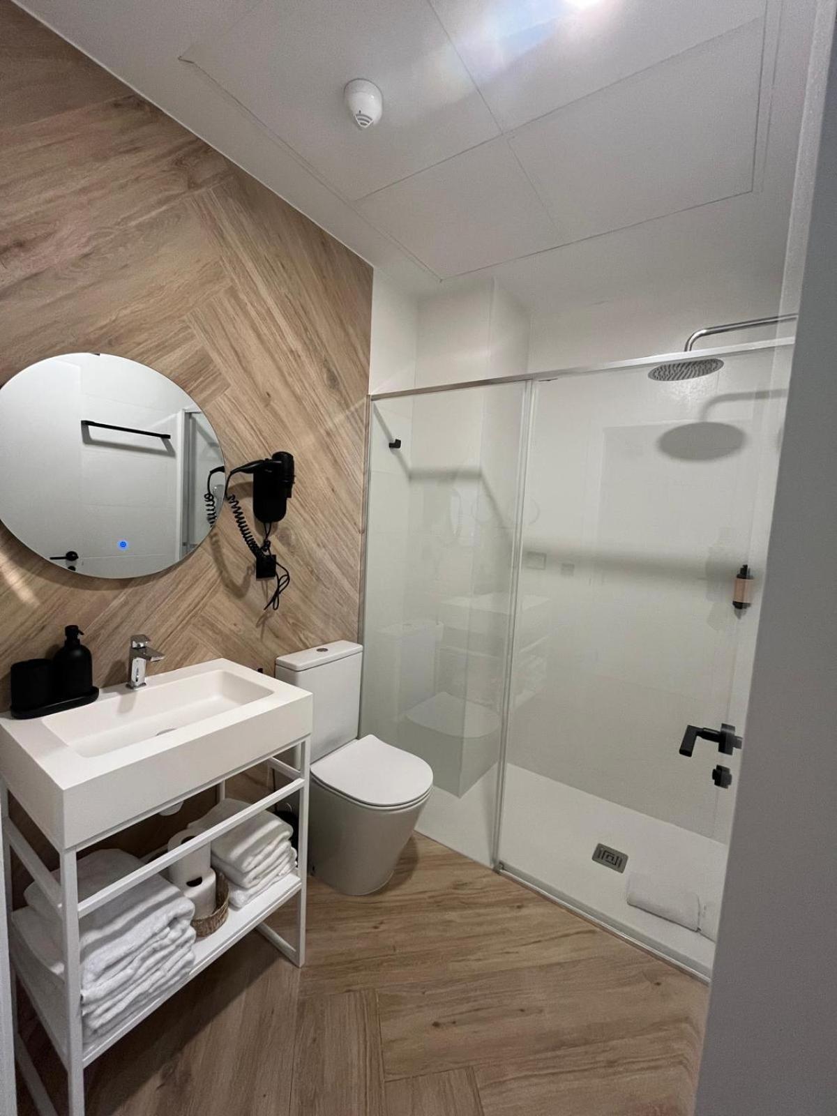 Blanq Marina Apartahotel